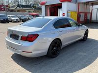 Second-hand BMW 730 Performance 258 CP (189 kW) 2013 Argintiu Berlinǎ