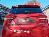 Gebraucht Hyundai ix20 90 PS (66 kW) 2012 Rot Kleinwagen