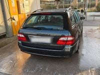 Gebraucht Mercedes E320 224 PS (164 kW) 2005 Schwarz Kombi