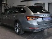 Gebraucht Skoda Superb SportLine 150 PS (110 kW) 2023 Grau Kombi