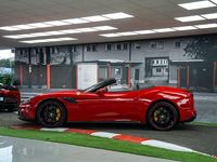 Gebraucht Ferrari California 560 PS (411 kW) 2017 Rot Cabrio
