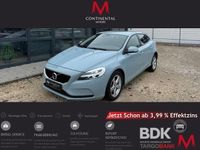 Gebraucht Volvo V40 Kinetic 122 PS (89 kW) 2018 Blau Limousine