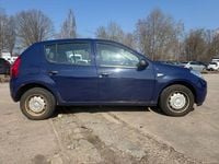 Gebraucht Dacia Sandero Basis 75 PS (55 kW) 2009 Blau Limousine