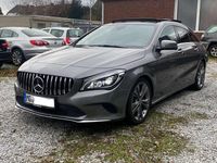Gebraucht Mercedes CLA220 177 PS (130 kW) 2017 Mountaingrau  met. Limousine