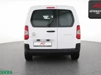 Gebraucht Toyota Proace City City 102 PS (75 kW) 2024 Icy white Van / Kleinbus