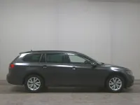 Gebraucht VW Passat 150 PS (110 kW) 2022 Grau Kombi