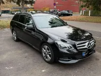 Usado Mercedes E220 Edition 170 CV (125 kW) 2014 Negro Familiar