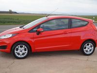 Gebraucht Ford Fiesta 82 PS (60 kW) 2013 Rot Kleinwagen