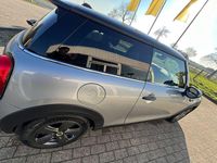 Gebraucht Mini Cooper SE 135 kW (184 PS) 2023 Silber Kleinwagen