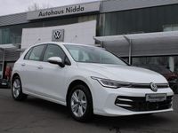 Neu VW Golf VIII 116 PS (85 kW) 2026 Pure white Limousine
