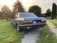 Gebraucht BMW 528 184 PS (135 kW) 1981 Blau Limousine