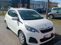 Gebraucht Peugeot 108 Active 69 PS (50 kW) 2015 Weiß Kleinwagen