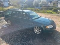 Gebraucht VW Passat 131 PS (96 kW) 2003 Grün Kombi