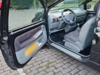 Używany Renault Twingo 58 KM (42 kW) 2002 Czarny Hatchback