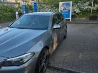 Gebraucht BMW 530 258 PS (189 kW) 2015 Rot Kombi