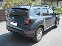 Gebraucht Dacia Duster Comfort 131 PS (96 kW) 2023 Grau SUV
