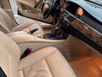 Gebraucht BMW 523 177 PS (130 kW) 2005 Blau Limousine
