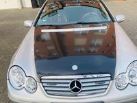 Gebraucht Mercedes C200 163 PS (119 kW) 2001 Silber Coupé