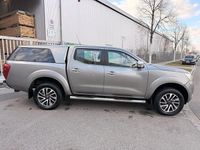 Gebraucht Nissan Navara Acenta 190 PS (139 kW) 2016 Grau Pickup