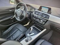 Gebraucht BMW 120 Advantage 184 PS (135 kW) 2018 Weiß Kleinwagen