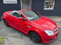 Gebraucht Opel Tigra Sport 125 PS (91 kW) 2006 Magmarot/flame red Cabrio