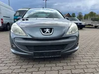 Gebraucht Peugeot 206+ 75 PS (55 kW) 2009 Grau Kleinwagen