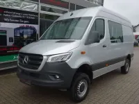 Gebraucht Mercedes Sprinter 190 PS (139 kW) 2023 Silber Van