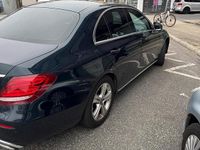 Używany Mercedes 200 150 KM (110 kW) 2017 Czarny Sedan/Limuzyna