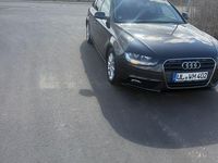 Gebraucht Audi A4 Attraction 136 PS (100 kW) 2014 Schwarz Kombi