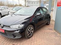 Gebraucht VW Polo Life 95 PS (69 kW) 2024 Schwarz Kleinwagen
