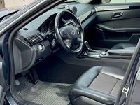 Gebraucht Mercedes E220 Elegance 170 PS (125 kW) 2011 Grau Limousine