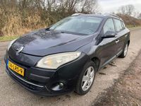 Gebraucht Renault Mégane III Dynamique 90 PS (66 kW) 2010 Grau Kombi