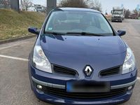 Gebraucht Renault Clio II 101 PS (74 kW) 2007 Blau Kleinwagen