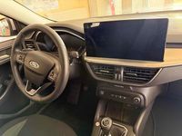 Gebraucht Ford Focus Titanium 120 PS (88 kW) 2022 Silber Kombi