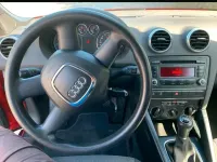 Gebraucht Audi A3 Cabriolet 105 PS (77 kW) 2012 Rot Cabrio