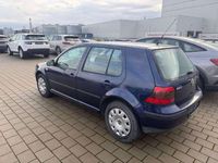 Gebraucht VW Golf IV Comfortline 75 PS (55 kW) 2002 Blau Limousine