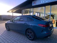 Gebraucht BMW 220 Sport Line 178 PS (130 kW) 2024 Storm bay metallic Coupé
