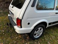 Gebraucht Lada Urban 80 PS (58 kW) 2016 Weiß SUV