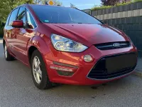 Gebraucht Ford S-MAX Titanium 160 PS (117 kW) 2012 Rot Van / Kleinbus