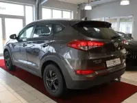 Gebraucht Hyundai Tucson GO! 177 PS (130 kW) 2017 Moon rock / met SUV