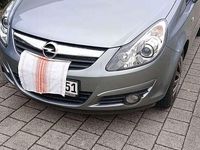 Używany Opel Corsa Edition 69 KM (50 kW) 2010 Srebrny Hatchback