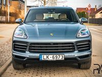 Second-hand Porsche Cayenne Basis 340 CP (250 kW) 2018 Albastru SUV