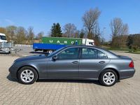 Gebraucht Mercedes E200 184 PS (135 kW) 2007 Blau Limousine
