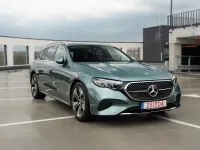 Gebraucht Mercedes E300 197 PS (144 kW) 2024 Grün Limousine