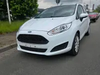 Gebraucht Ford Fiesta 75 PS (55 kW) 2016 Weiß Kleinwagen