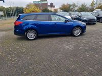 Gebraucht Ford Focus Cool & Connect 125 PS (91 kW) 2018 Blau Limousine