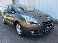 Gebraucht Peugeot 5008 Premium 111 PS (81 kW) 2011 Grau Van / Kleinbus