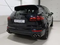 Gebraucht Porsche Cayenne S E-Hybrid 333 PS (244 kW) 2015 Schwarz SUV