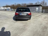 Gebraucht BMW 325 218 PS (160 kW) 2006 Grau Kombi