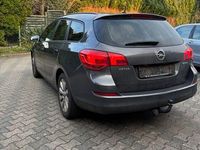 Gebraucht Opel Astra S 131 PS (96 kW) 2012 Grau Kombi